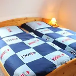 Hus Bi De Strandloeper Appartement *